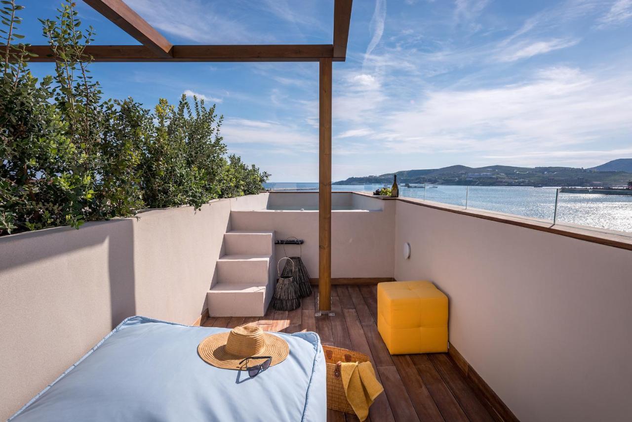 Shapes Luxury Suites Ermoupoli Exterior foto